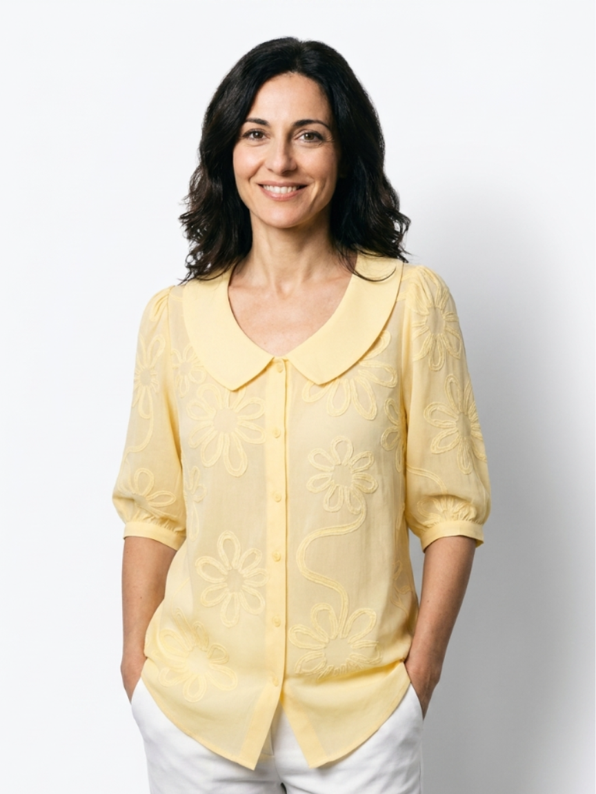 Celeste | Blusa leggera floreale di eleganza naturale