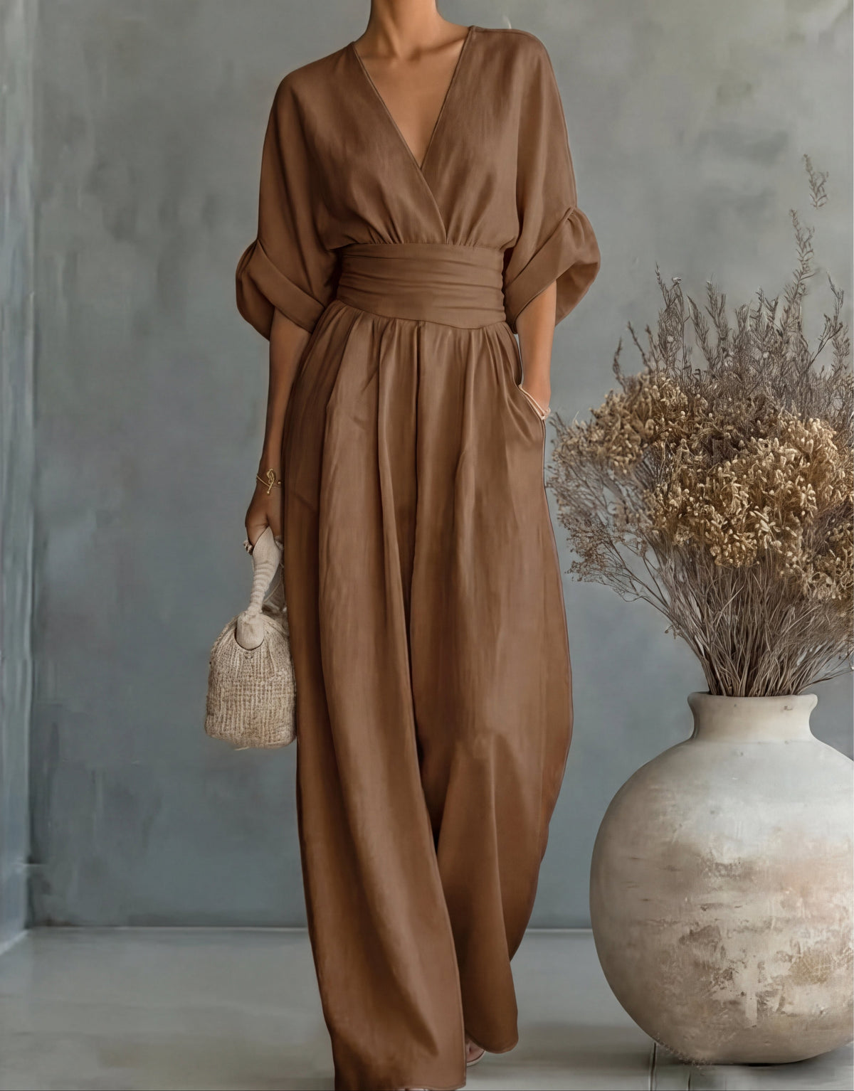 Renata | Combinazione elegante con scollo a V e gamba larga