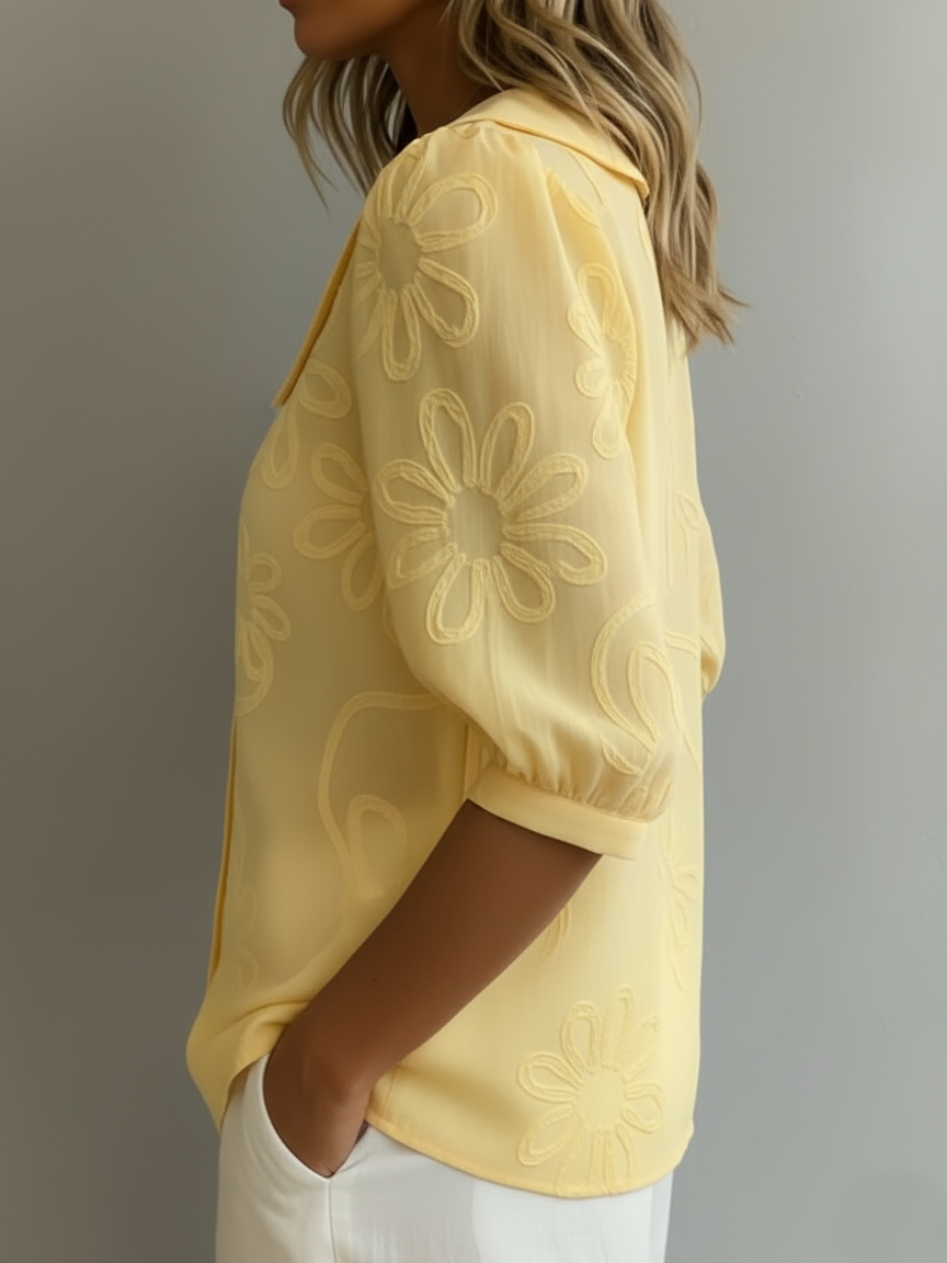 Celeste | Blusa leggera floreale di eleganza naturale