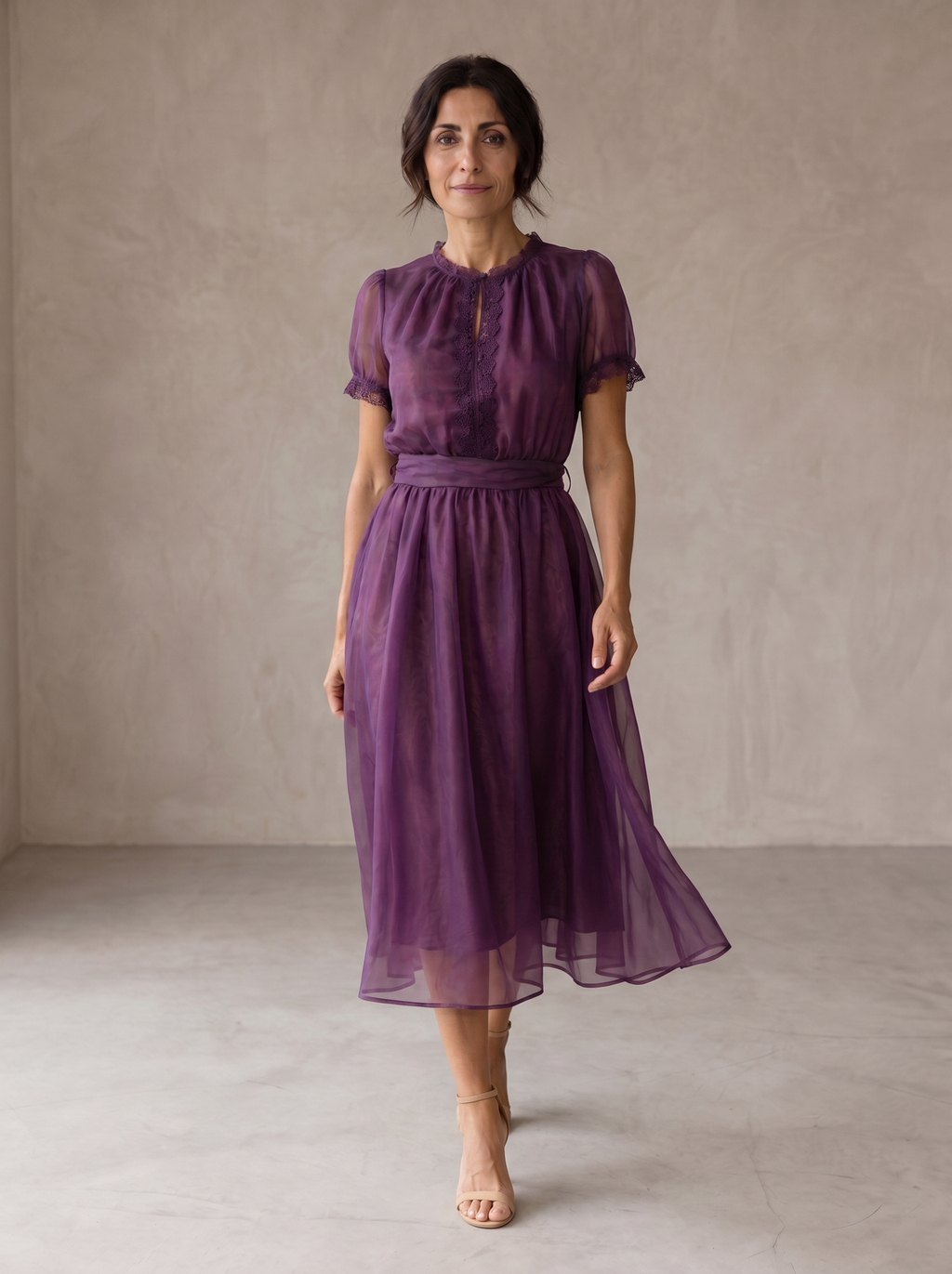 Flavia | Abito Maxi con Scollatura a Goccia e Bordo in Pizzo di Mousseline